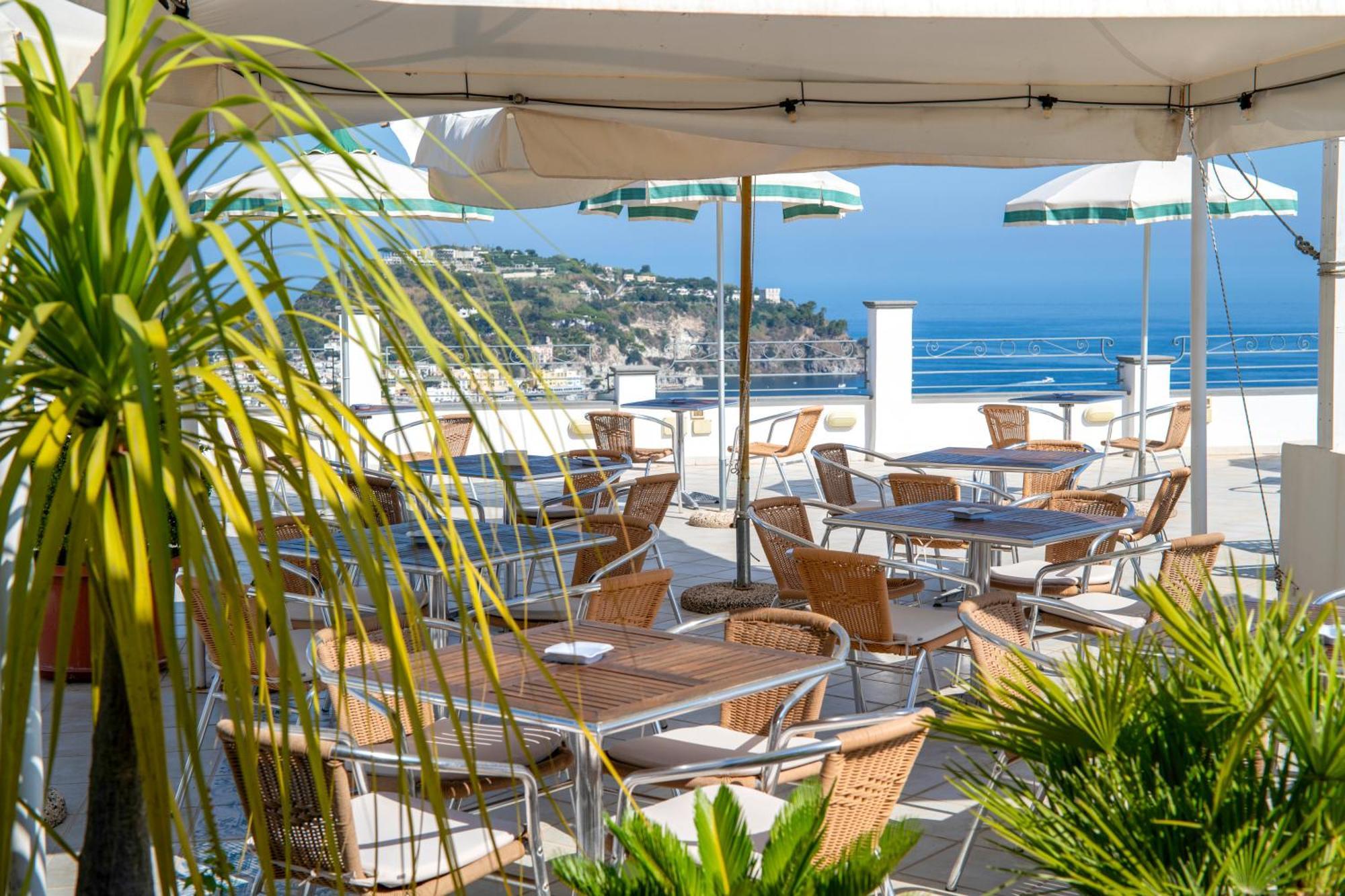 Hotel Bel Tramonto Casamicciola Terme Exterior photo